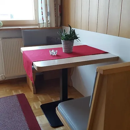 Lägenhet Gaestehaus Monika Bezau